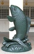 丸山幸一_広島市 護国神社 昇鯉の像